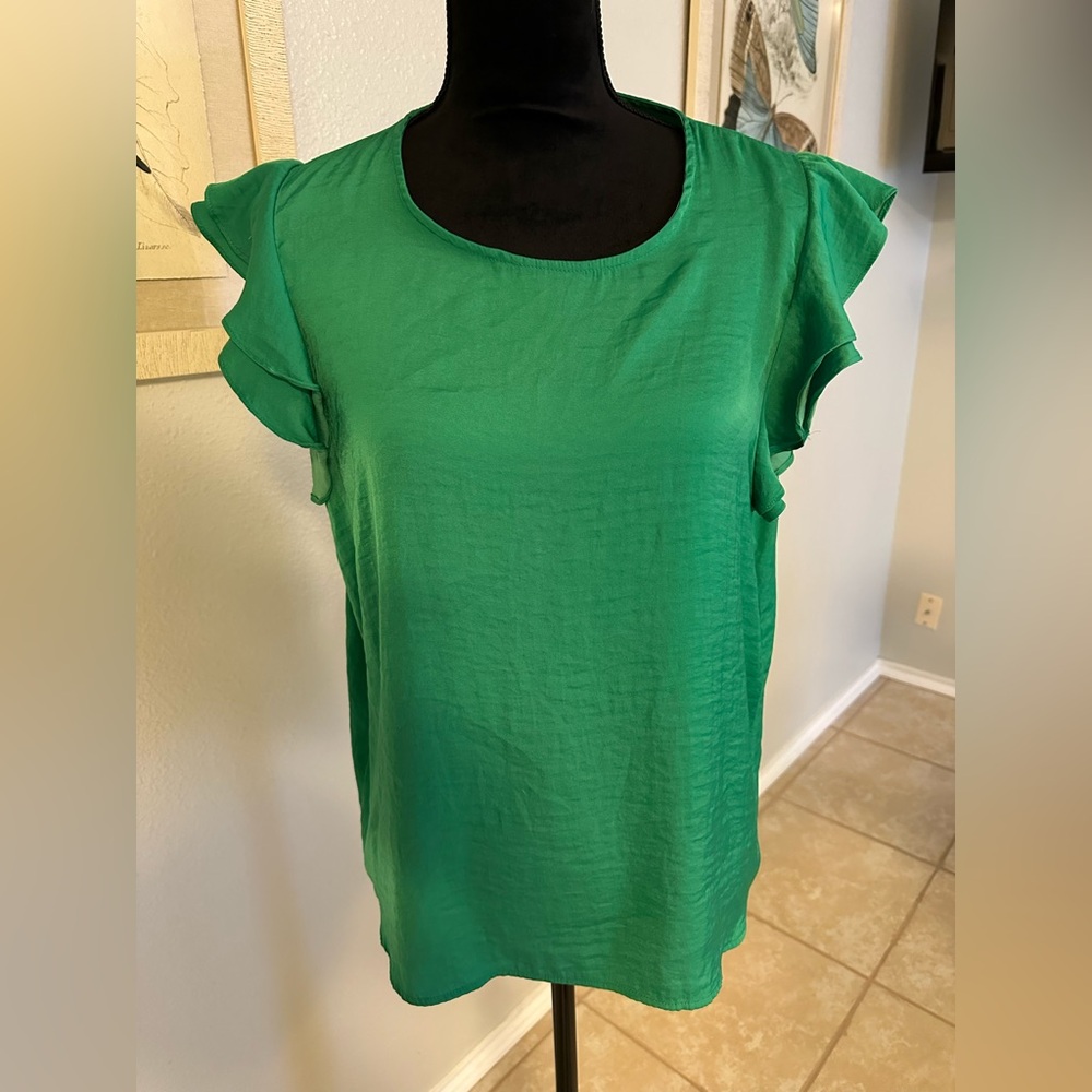 Who What Wear Emerald Ruffle Sleeve Blouse Size Large